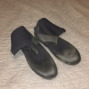 Camarillo titanium water shoes